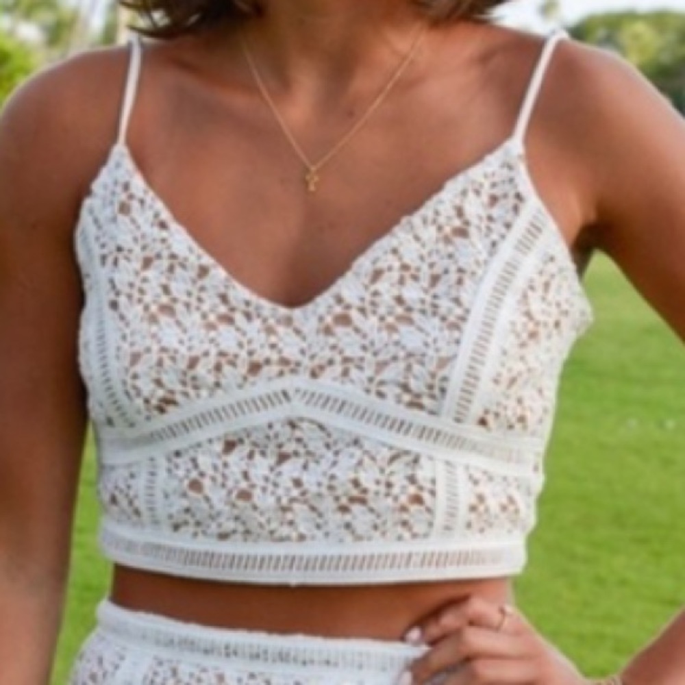 White crop lace top